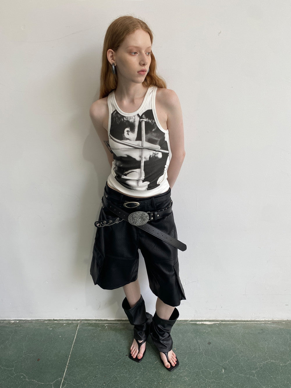 Unisex-monochrom eng Streck-Retro-Tank-Top