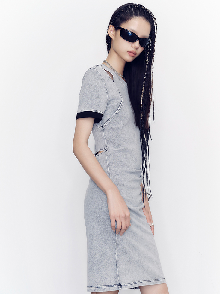 Back-Open Drape Shoulder-Cut Nichi Casual One-Piece