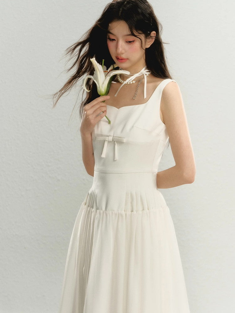 Long No-Sleeve Sheer Ribbon Pleats Slim Dress