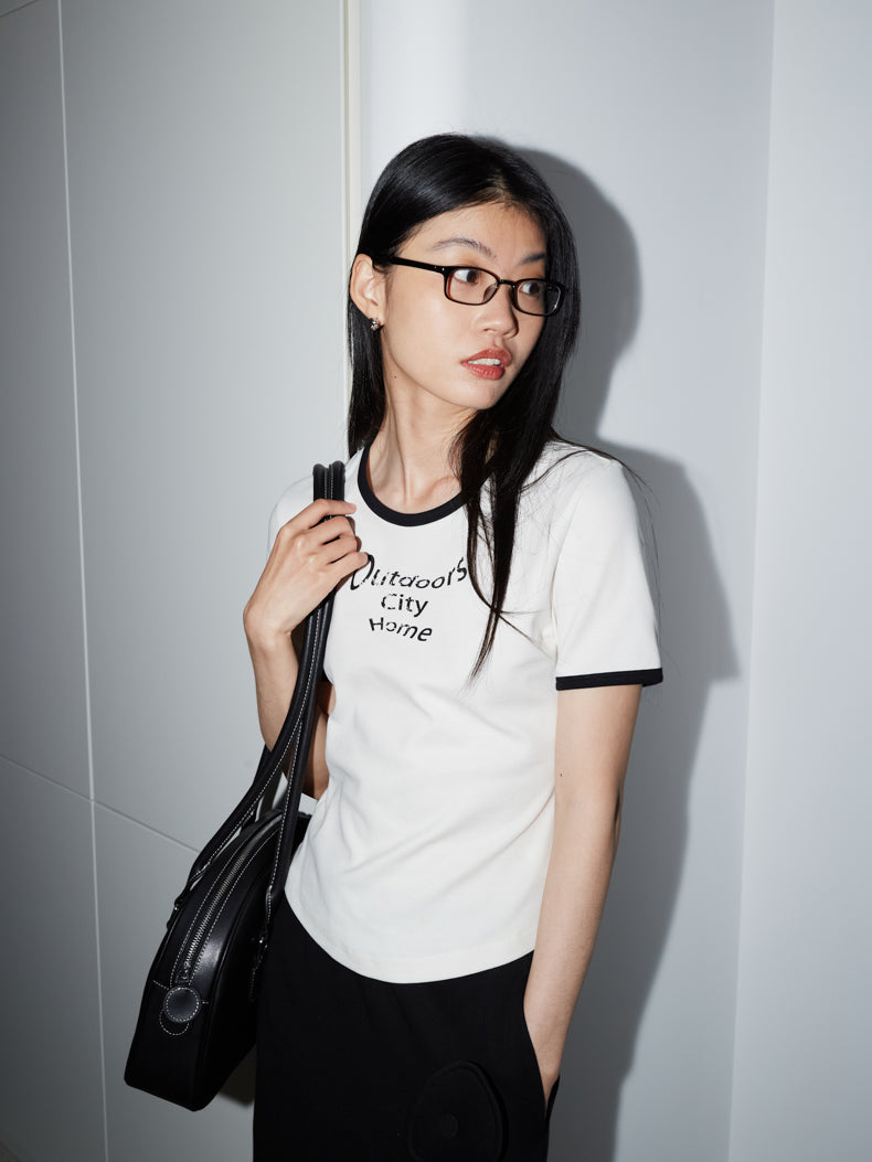 Logo Contrast Chic Casual T-Shirt