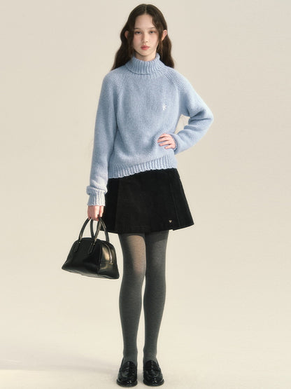 Turtle-Neck Velvet Simple Pale-Tone Knit