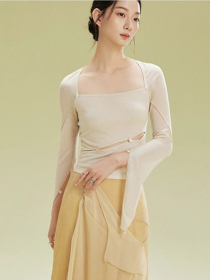 Thin Flare-Sleeve Square-Neck Nichi Button Cutsew