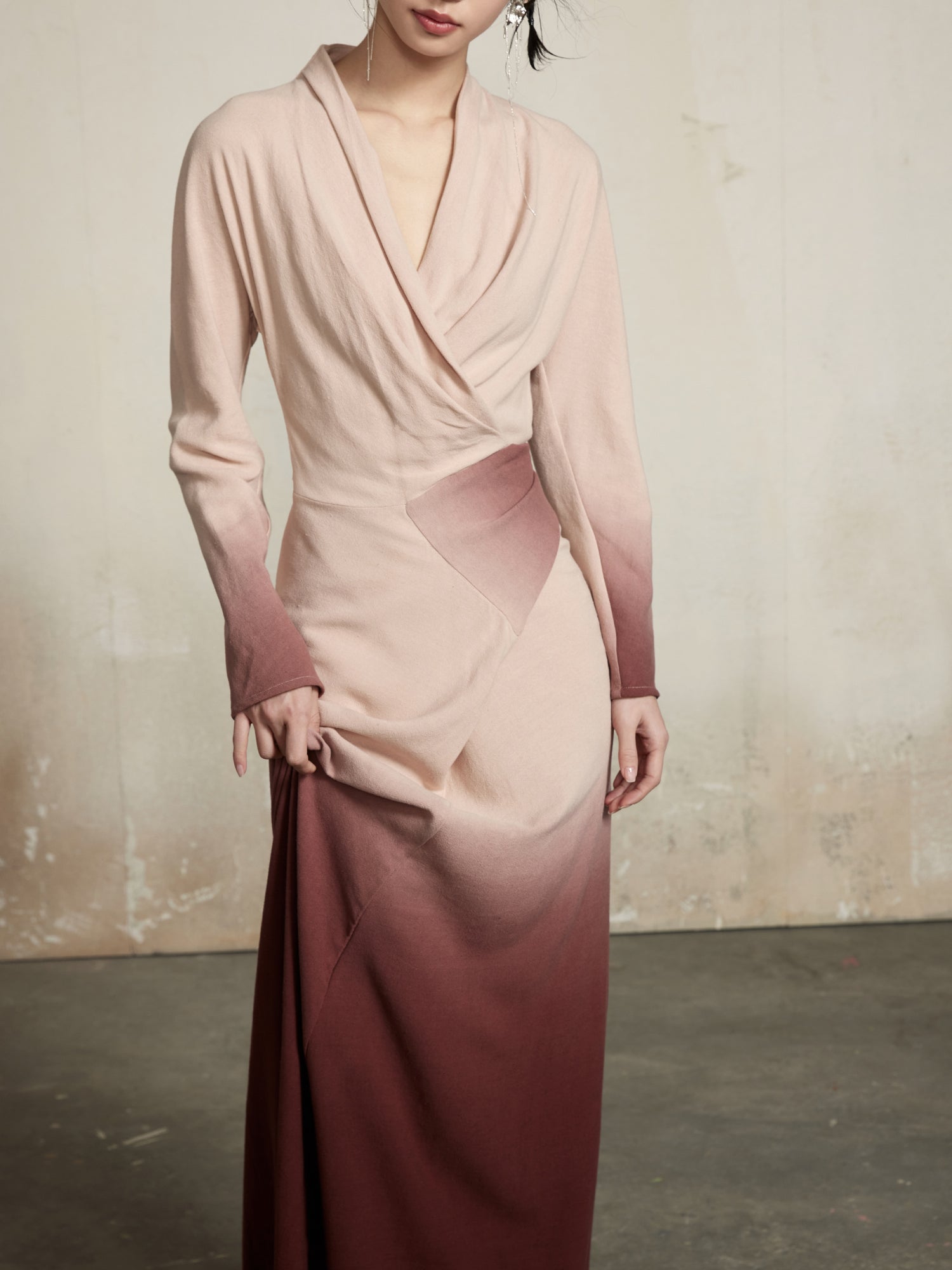 Cache-Coeur Classy Gradation Slim Elegant Long One-Piece