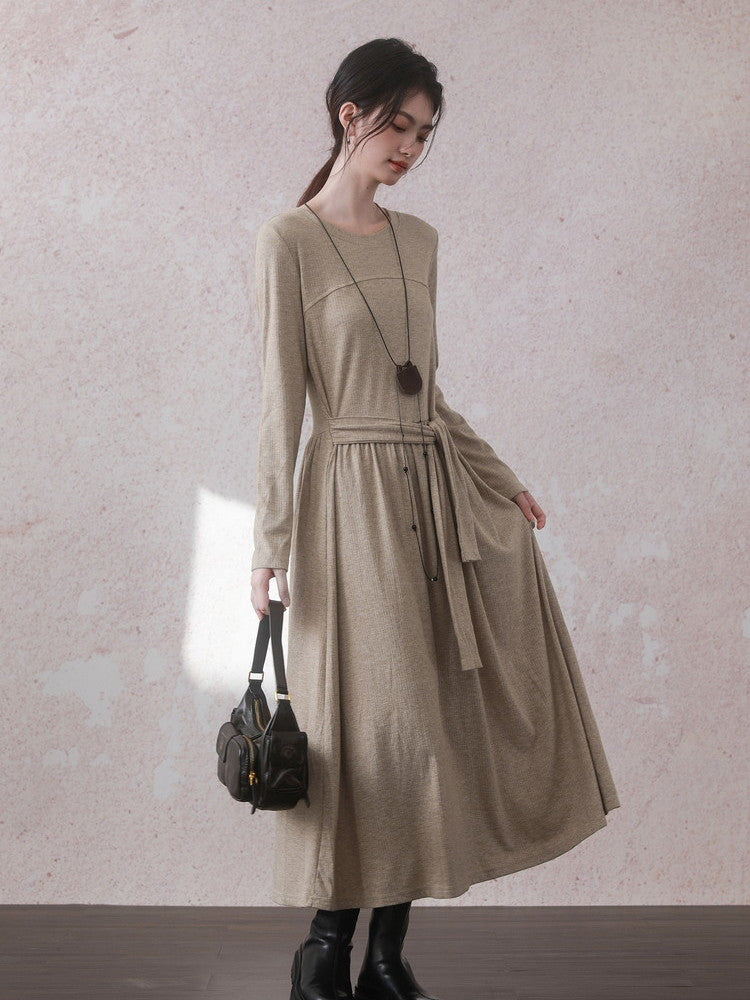 Knit Crew-Neck Long-Sleeve Chic Dress