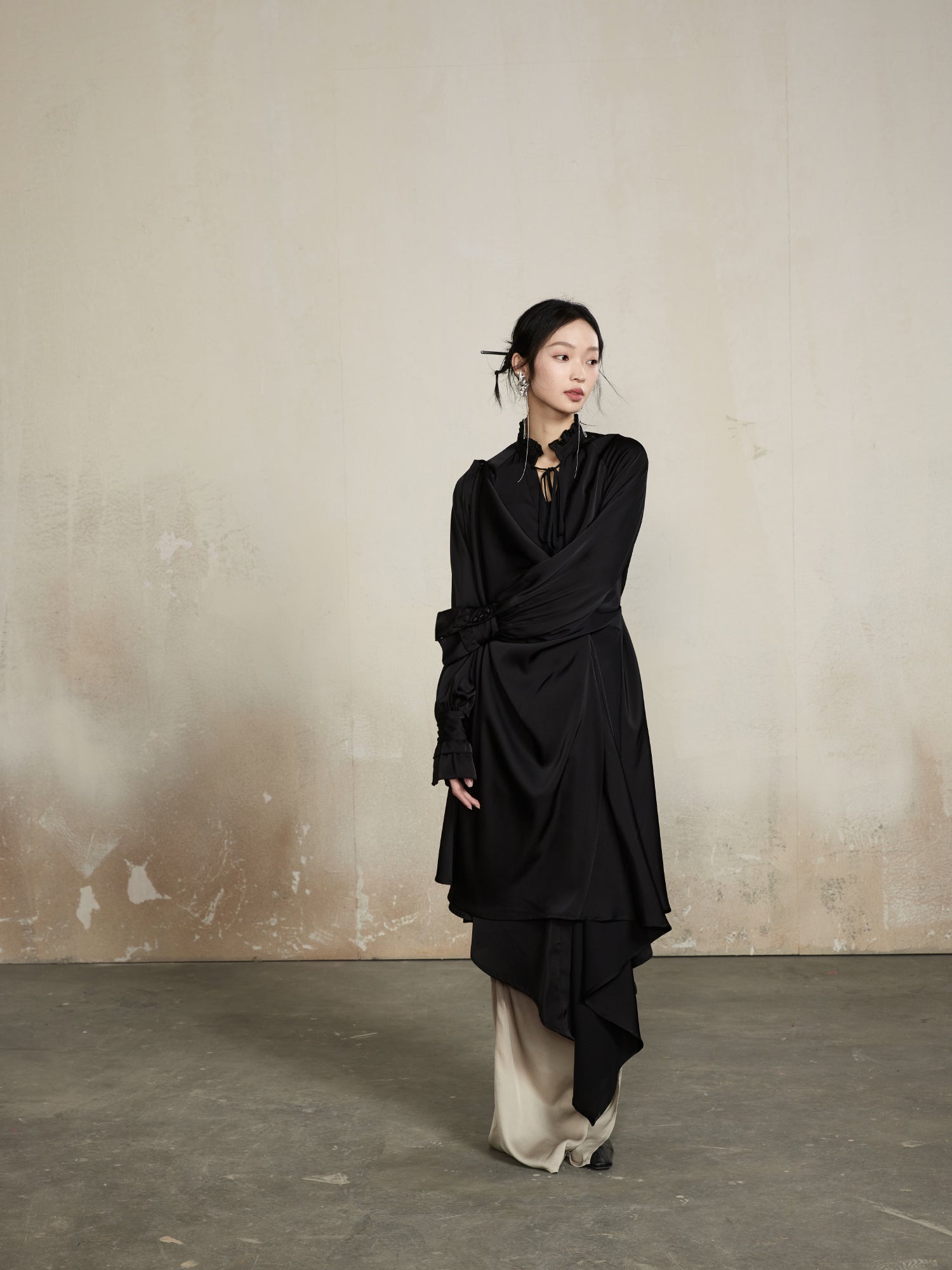 Drape Classy Nichi Oversize Thin Asymmetry Long-Shirt