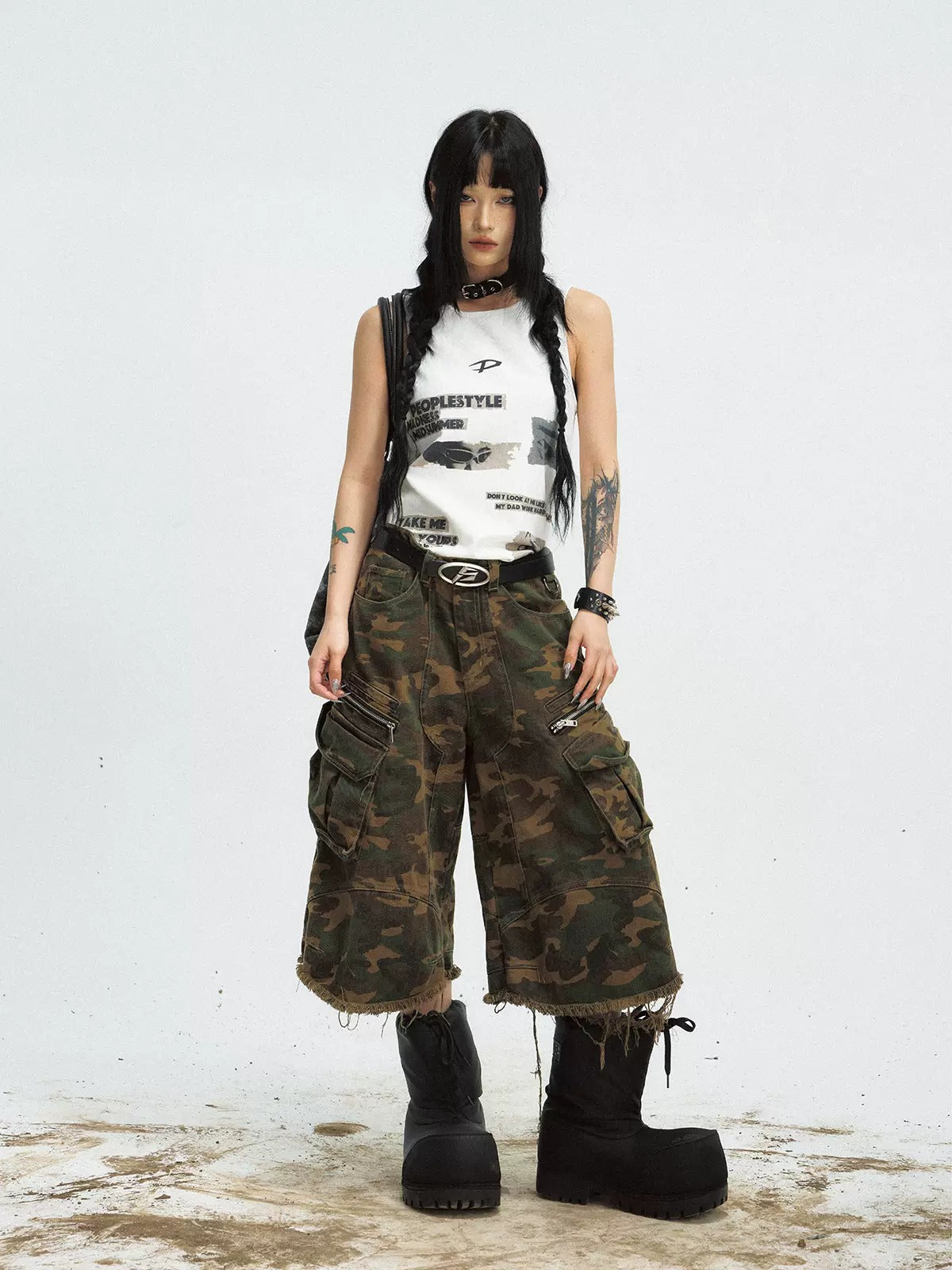 Camouflage Raw Edge Straight Work Cropped Pants