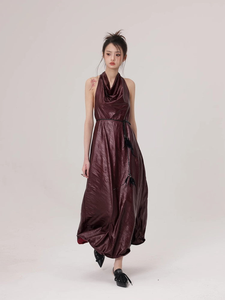 Drape Leather High-End No-Sleeve Move Flare One-Piece