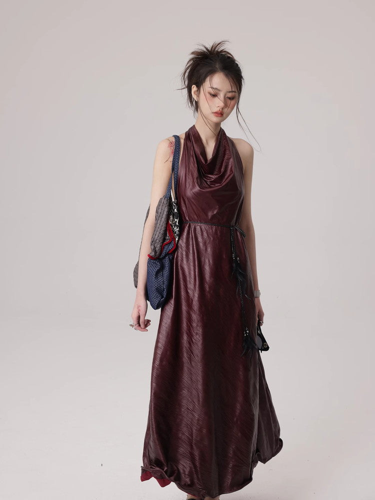 Drape Leather High-End No-Sleeve Move Flare One-Piece