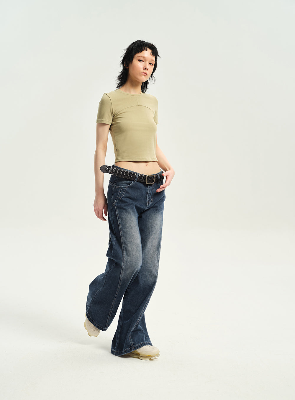 Crew-neck Cropped Plain T-shirt