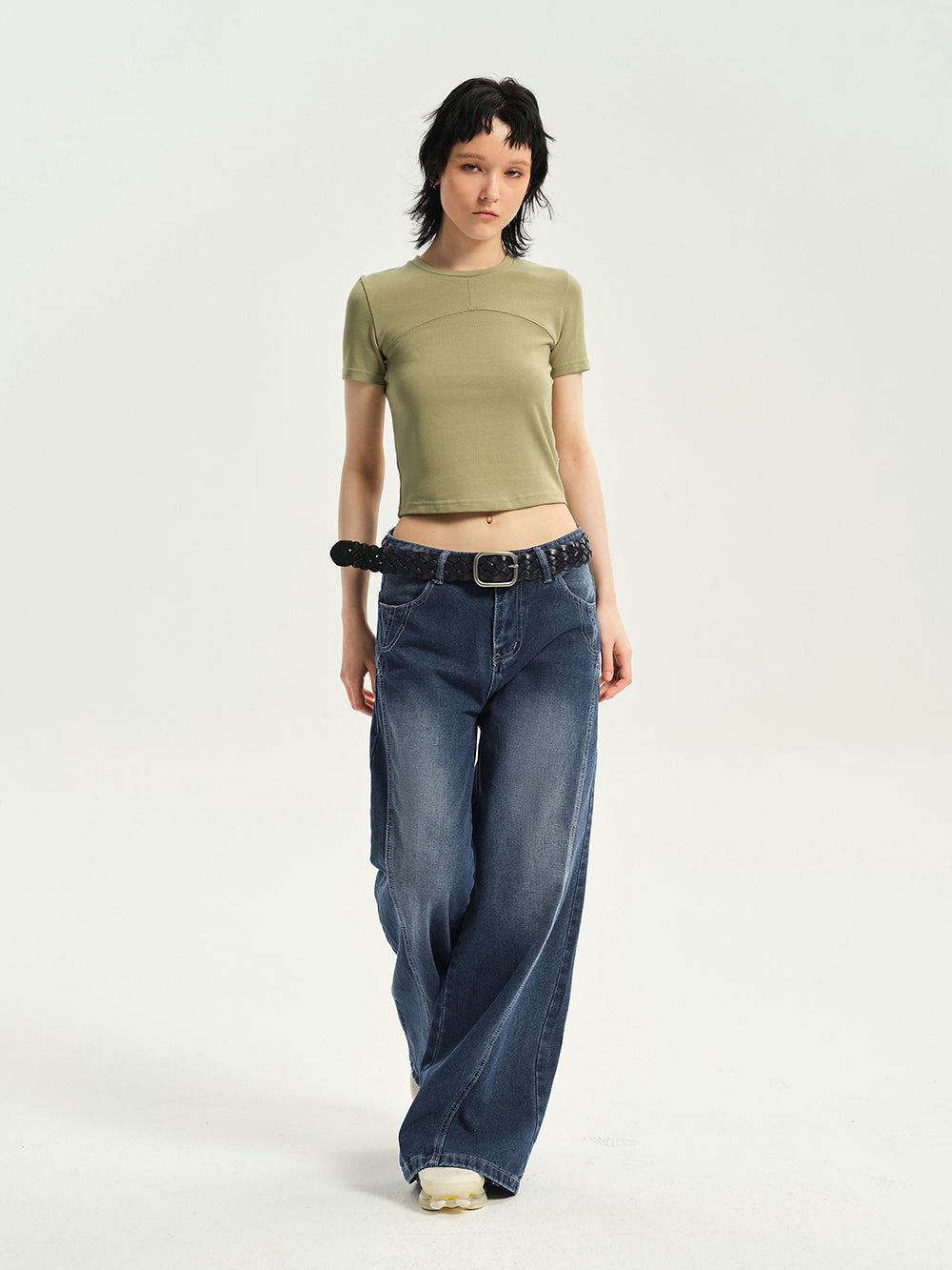 Crew-neck Cropped Plain T-shirt