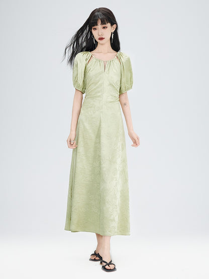 China Long Flower Embroidery Hafl-Sleeve Side-Gather Dress