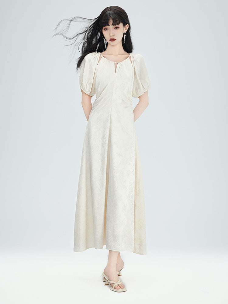 China Long Flower Embroidery Hafl-Sleeve Side-Gather Dress