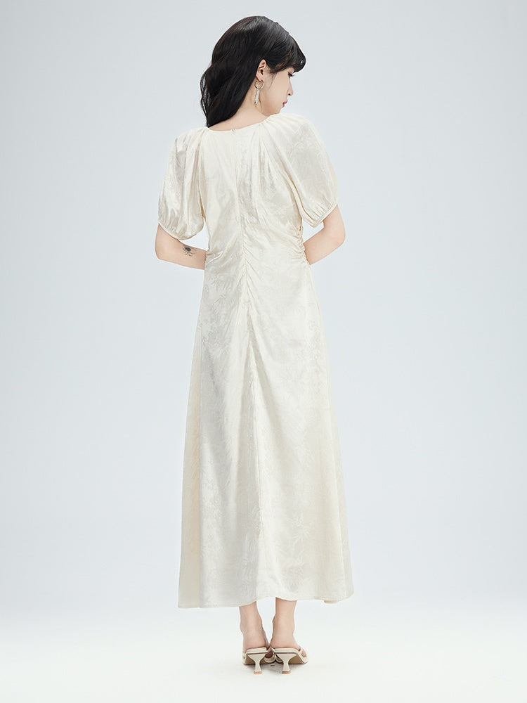 China Long Flower Embroidery Hafl-Sleeve Side-Gather Dress