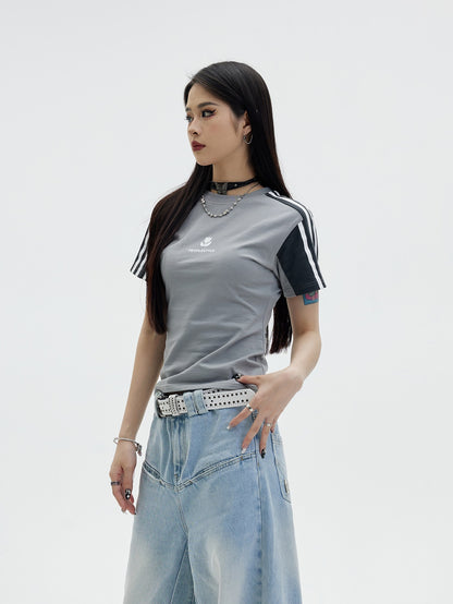 Sporty Tulip Line Casual T-Shirt