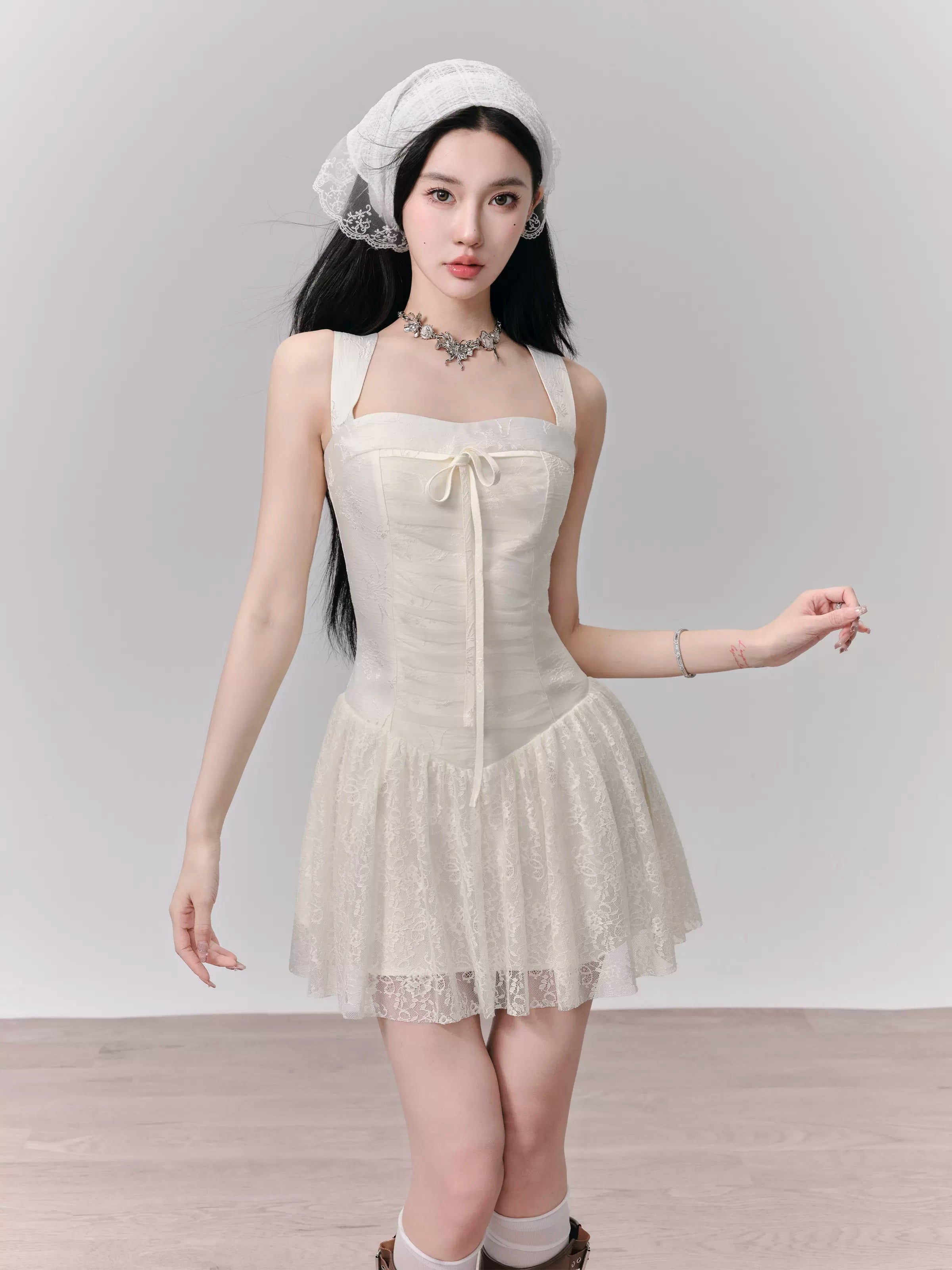 Lace Splicing Wide Shoulder Suspender Dress