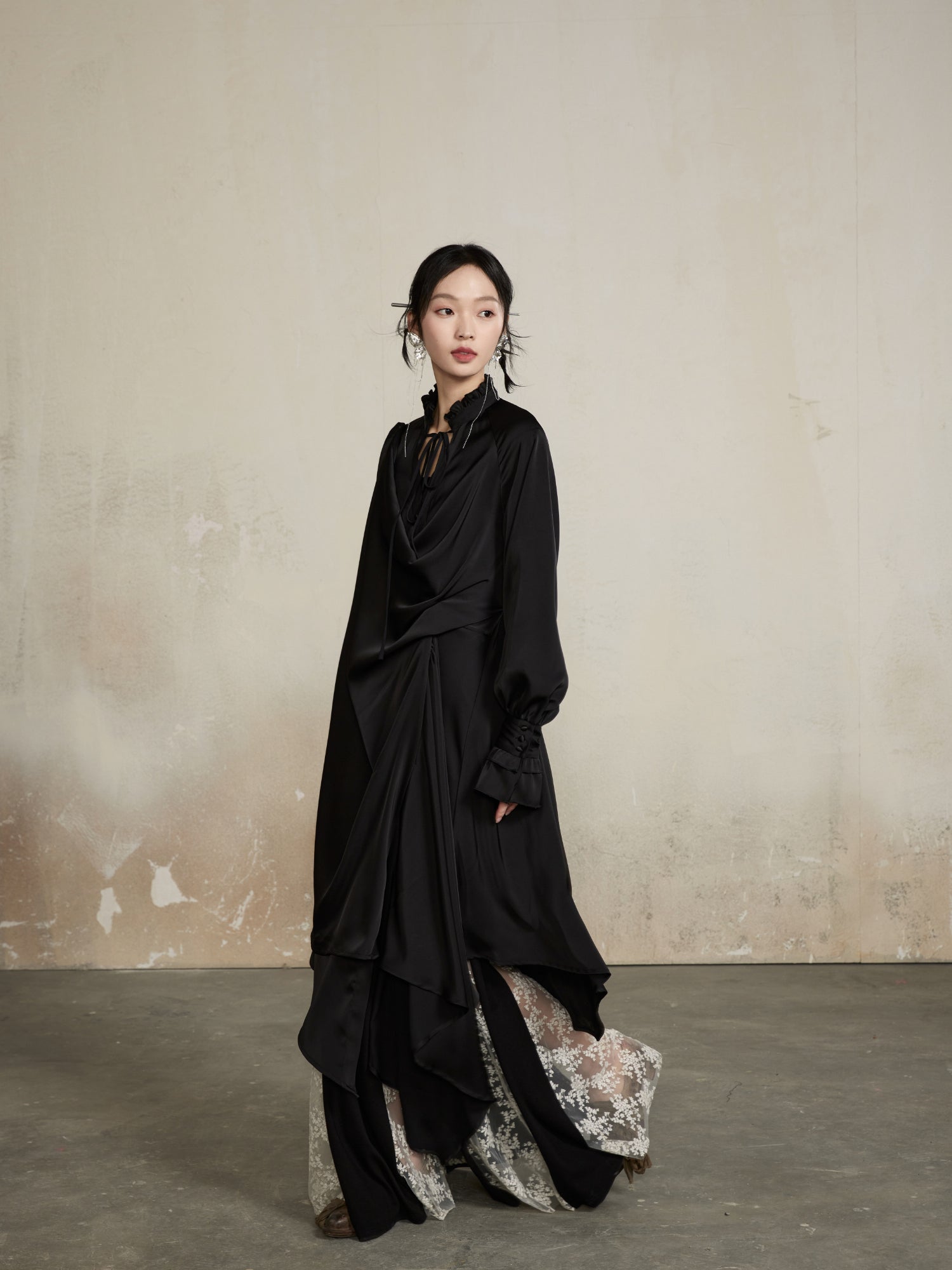 Drape Classy Nichi Oversize Thin Asymmetry Long-Shirt