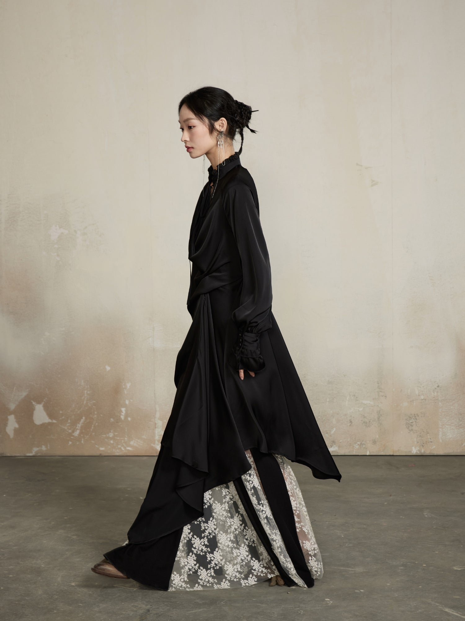 Drape Classy Nichi Oversize Thin Asymmetry Long-Shirt