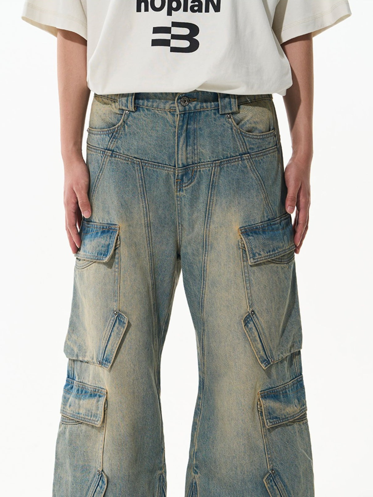 Verblasste Seitenpocket-Denimhose mit weitem Bein