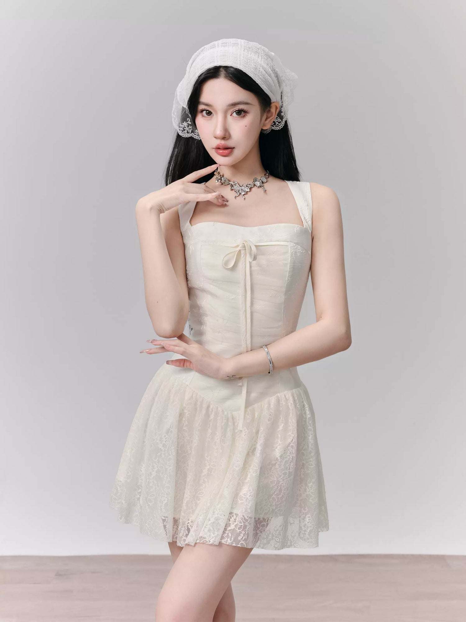 Lace Splicing Wide Shoulder Suspender Dress