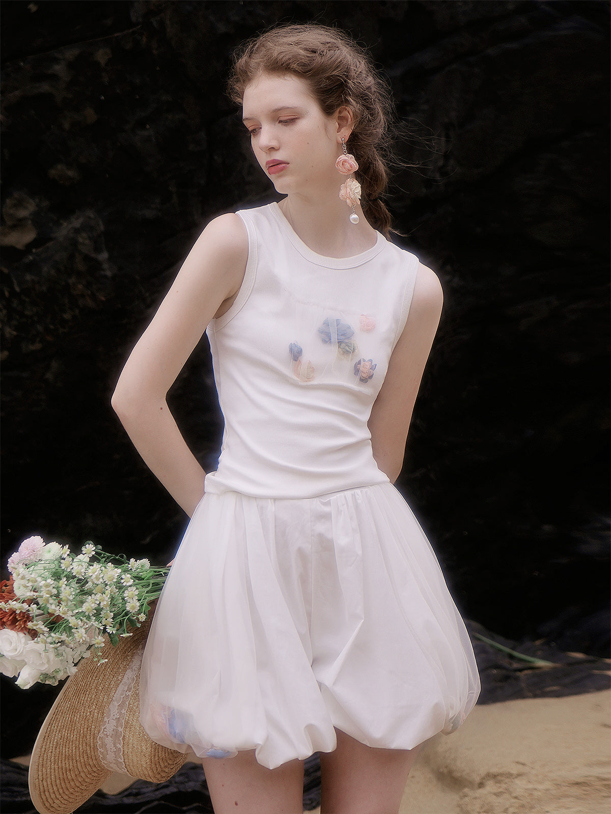 Embroidery Tulle Flower Sleeveless Retro Cutsew