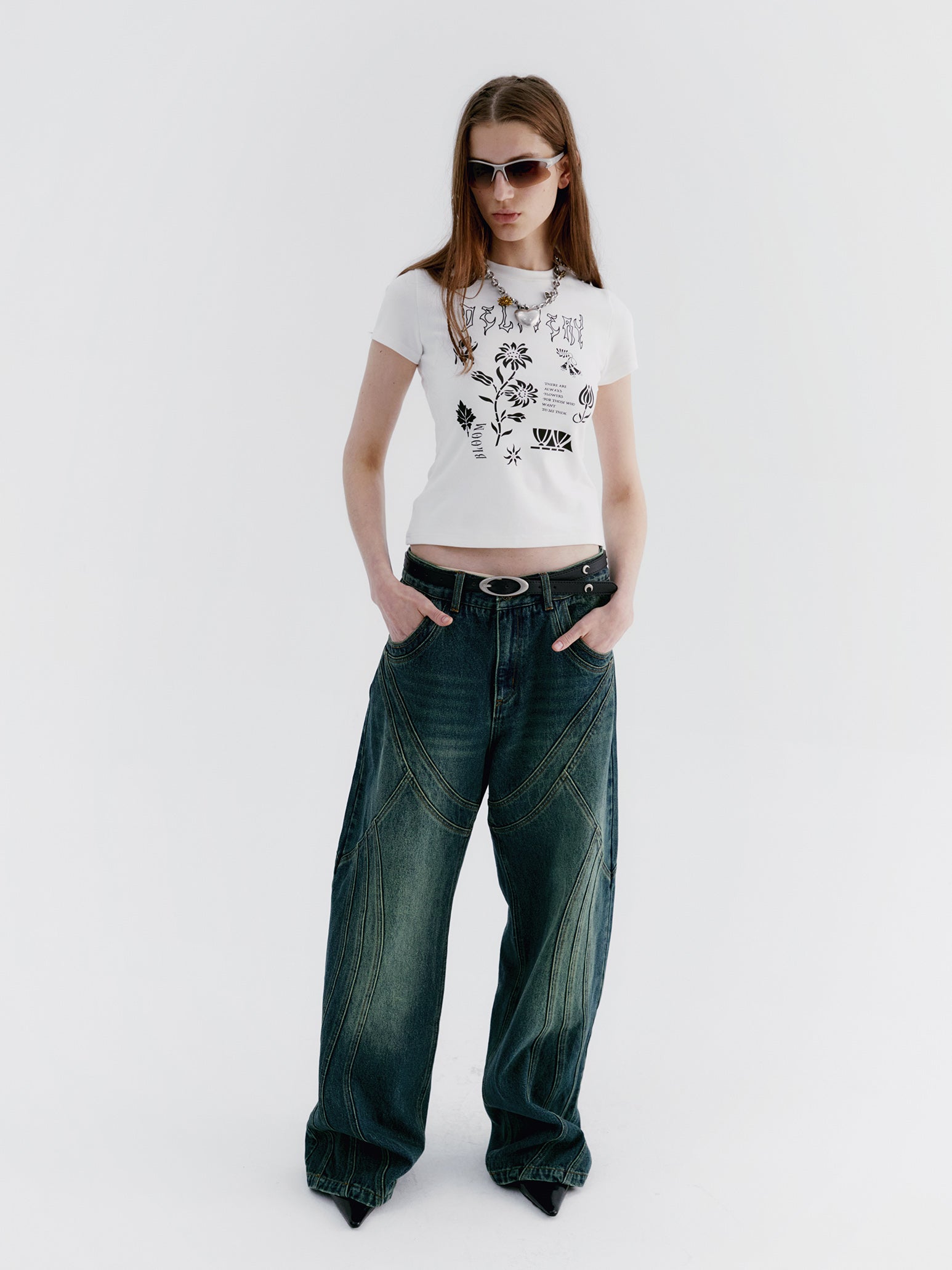 Unisex Tight Cropped Silhouette Print-T-shirt