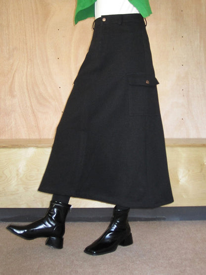 Plain Side-Pocket A-Line High-Waist Long-Skirt