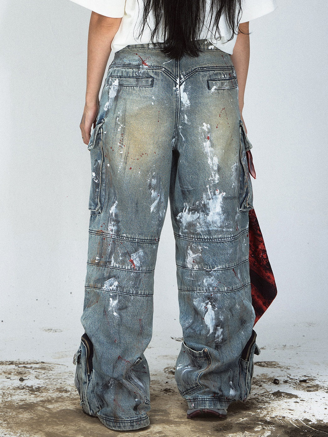 Graffiti Multi-Pocket Wide-Leg Jeans