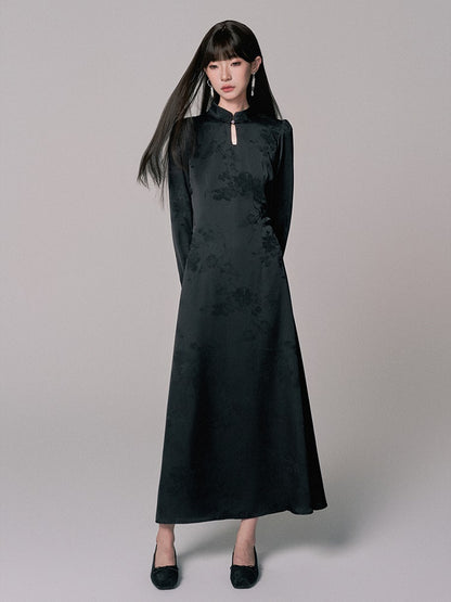 Embroidery Elegant Long China Mao-Collar Dress