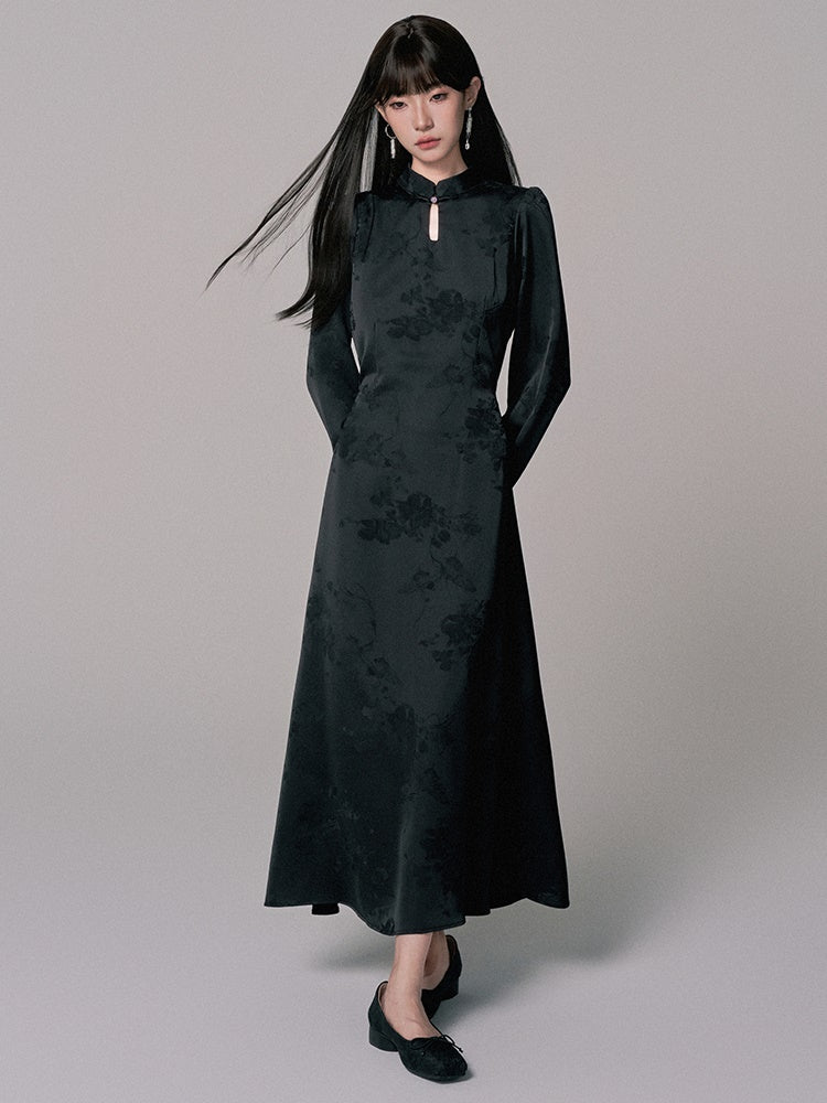 Embroidery Elegant Long China Mao-Collar Dress