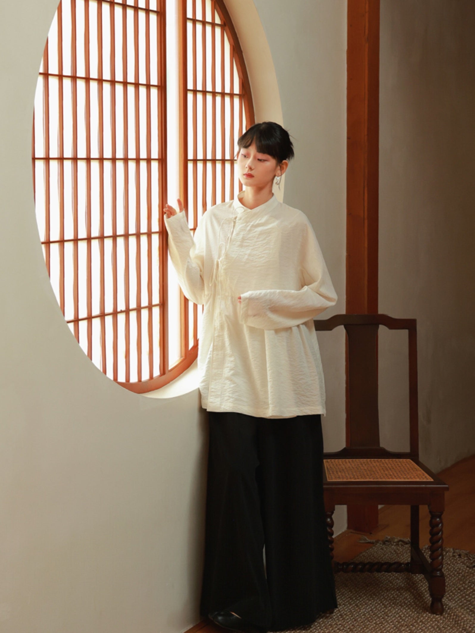 Fluffily China Mao-Collar Natural Flare Blouse