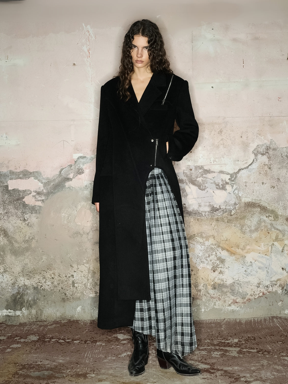 Wool Nichi Asymmetry Long-Coat