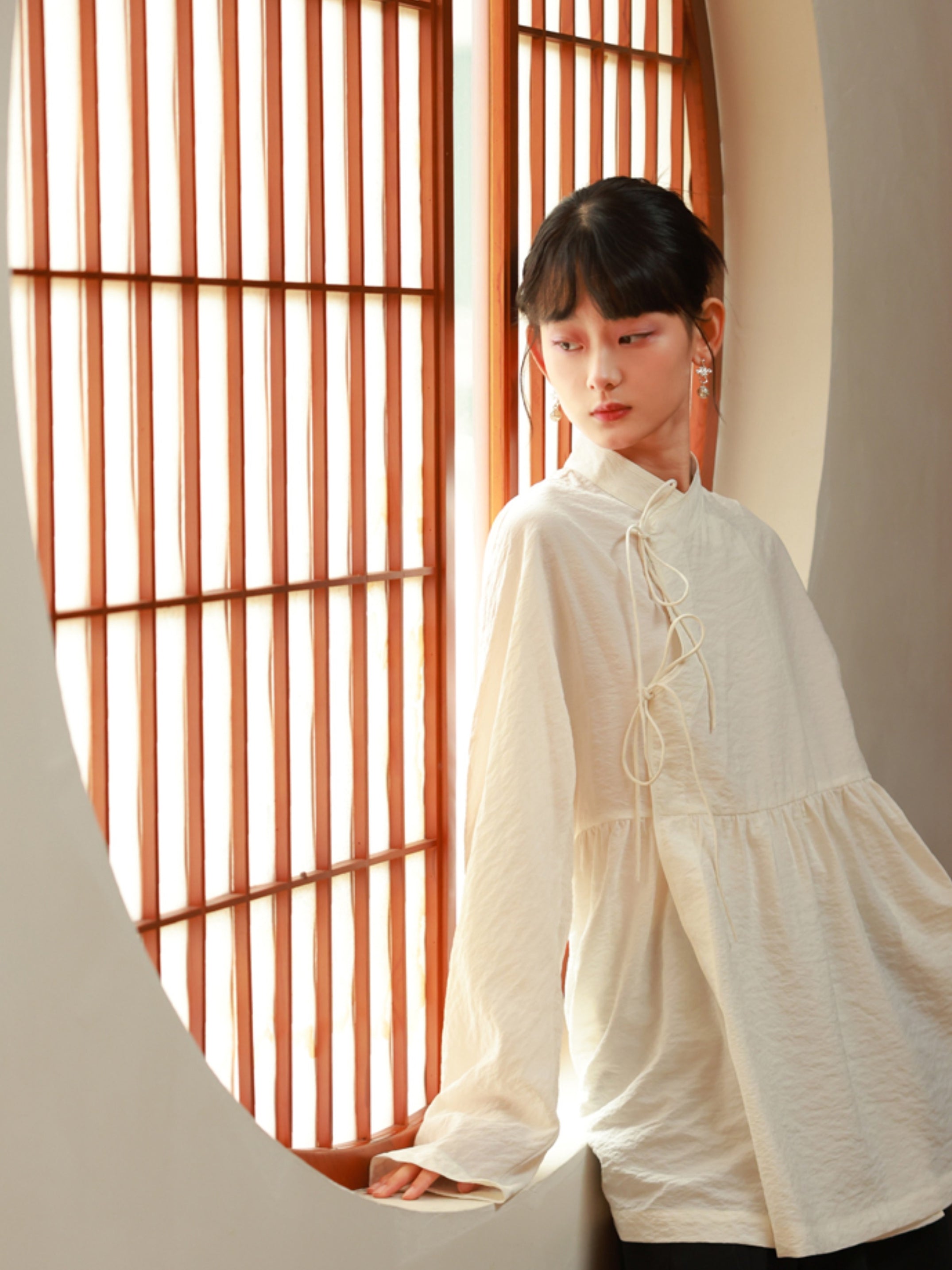 Fluffily China Mao-Collar Natural Flare Blouse