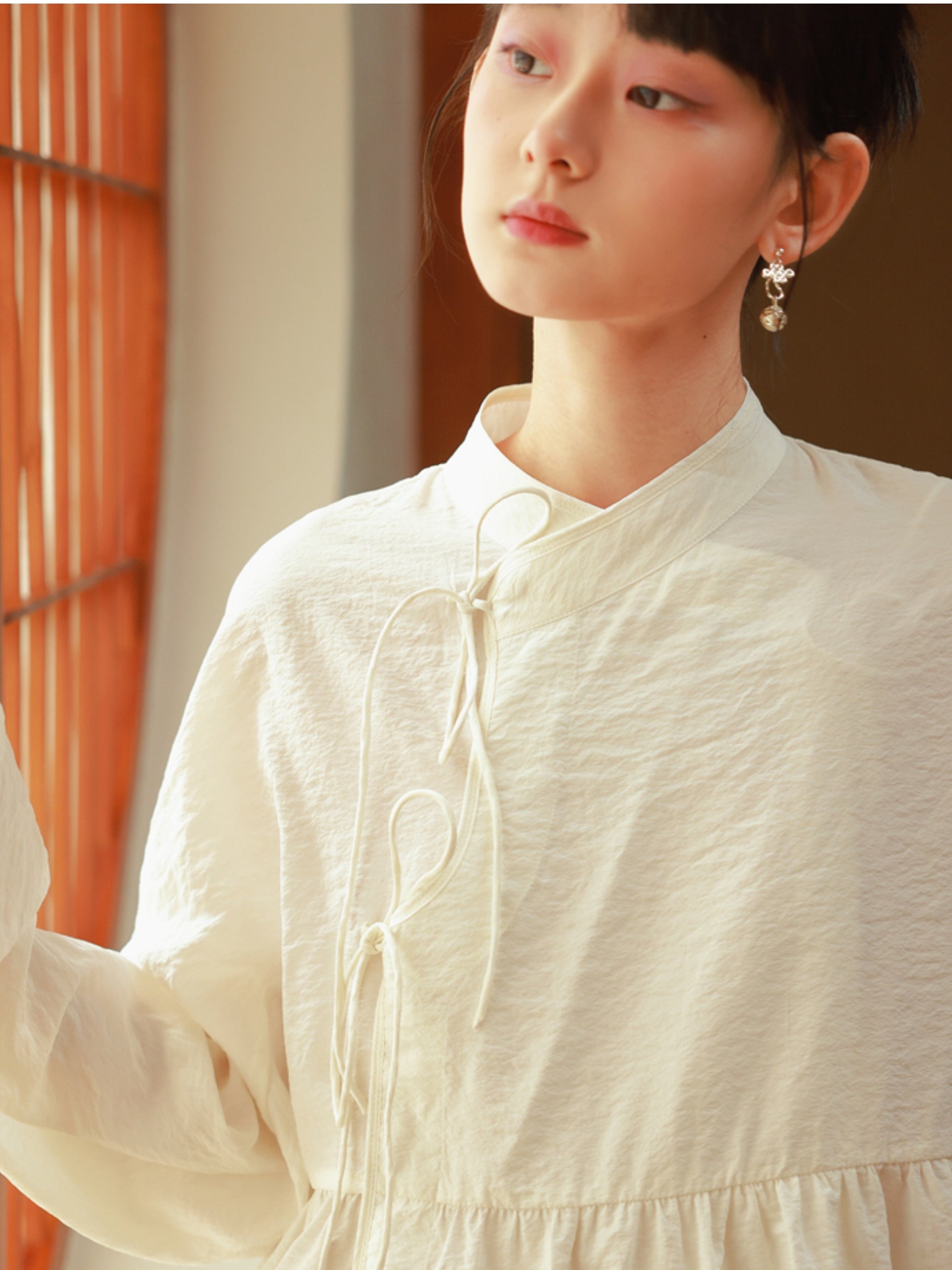 Fluffily China Mao-Collar Natural Flare Blouse