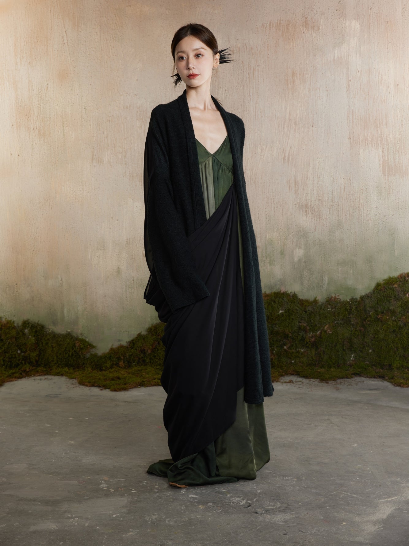 Drape Backopen Thin Plain Nichi Long-Cardigan