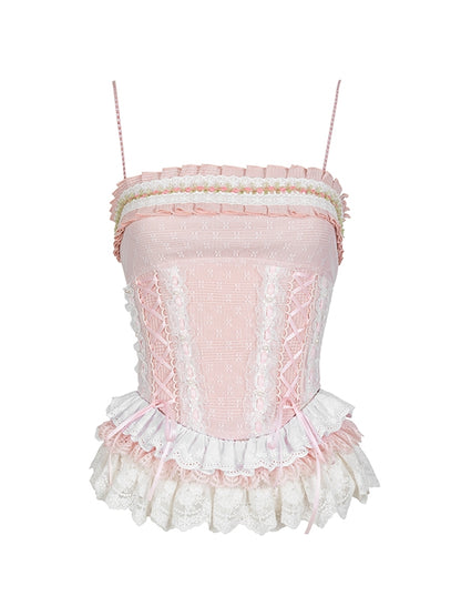 Camisole de rose à lacets et pantalons courts