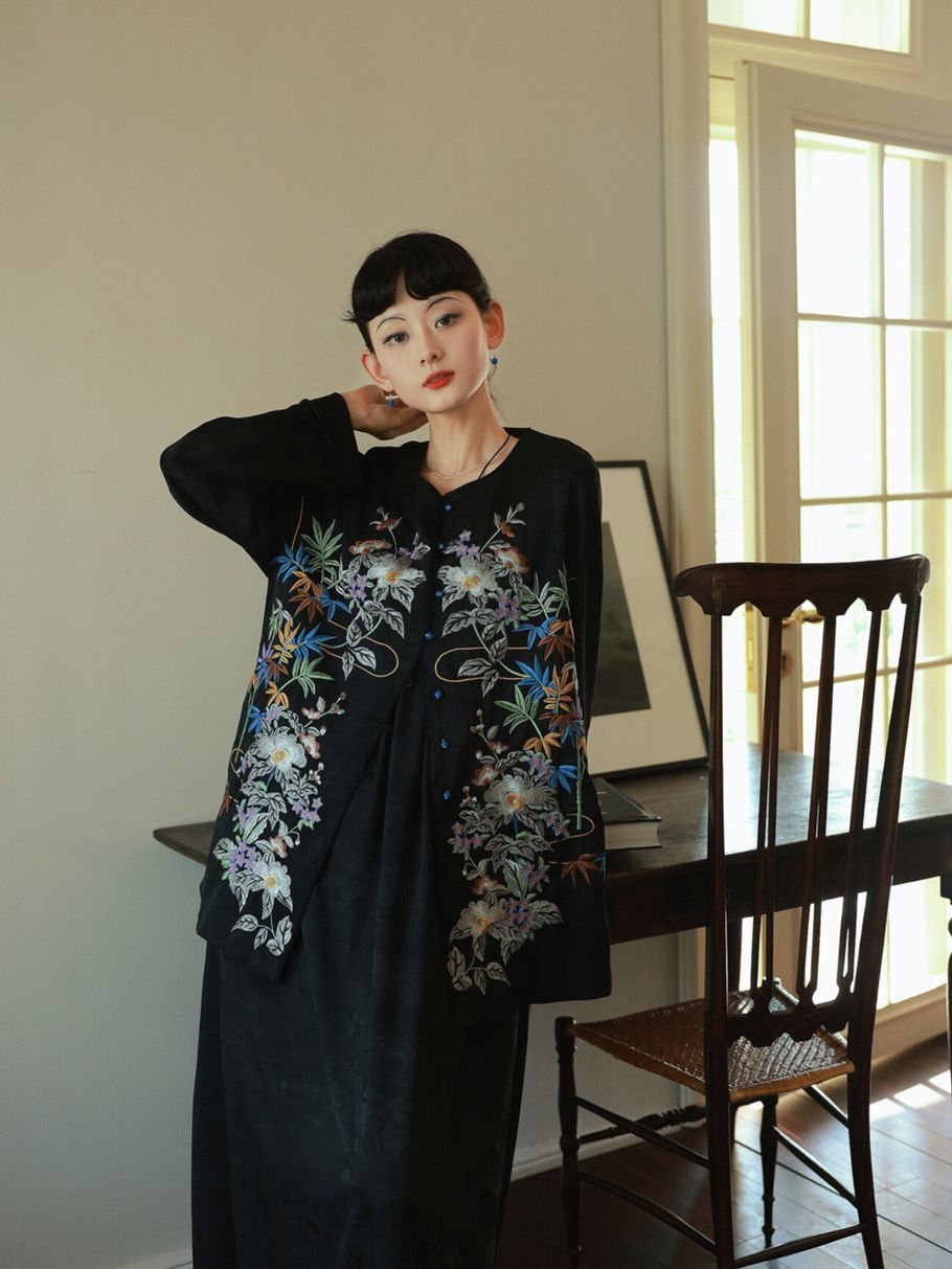 Embroidery Flower Oversize Colorful Shirt