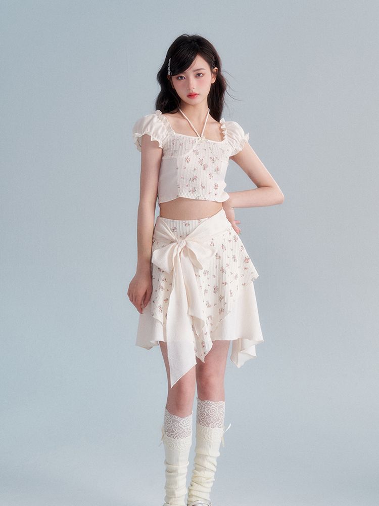 Glove Flower Cropped Fit Frill Ribbon Asymmetry Tops＆Skirt