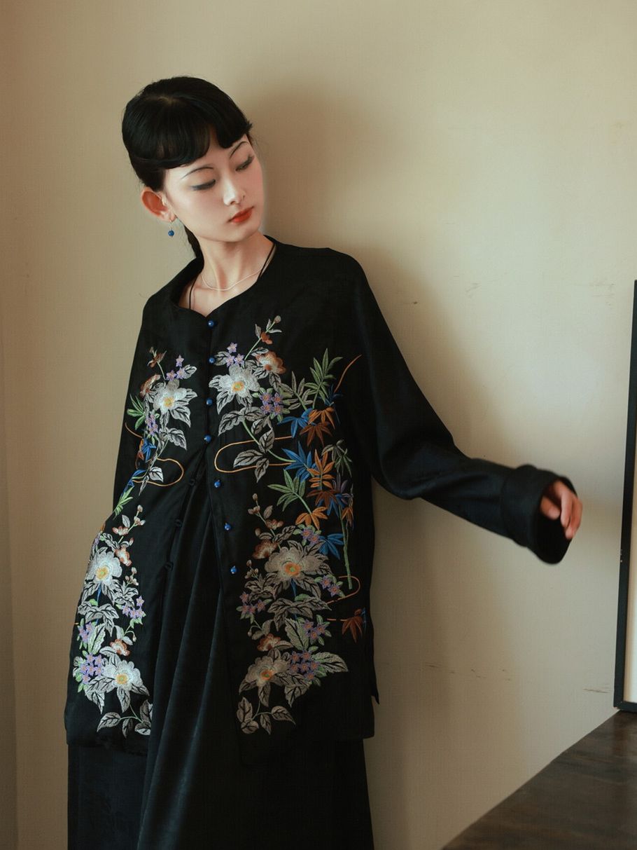 Embroidery Flower Oversize Colorful Shirt