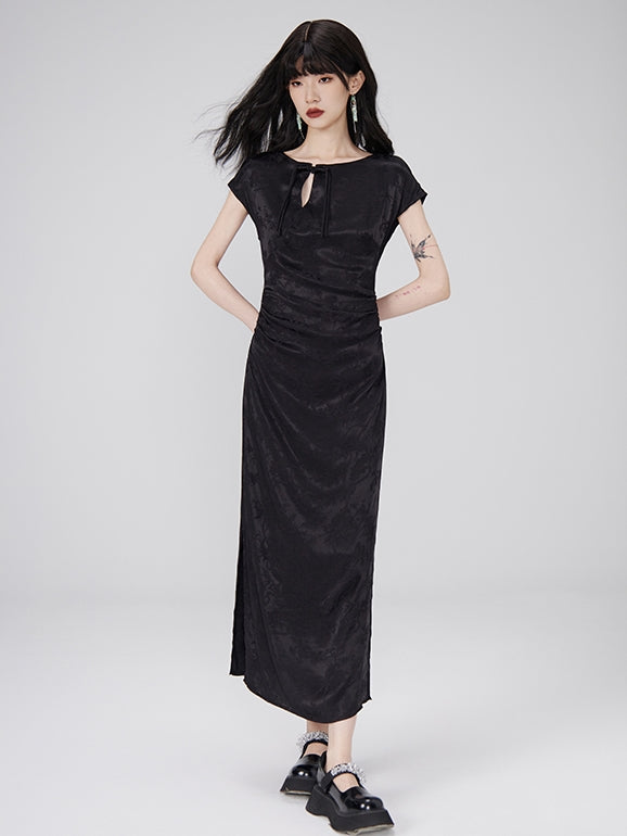 Embroidery Elegant Side-Slit One-Piece