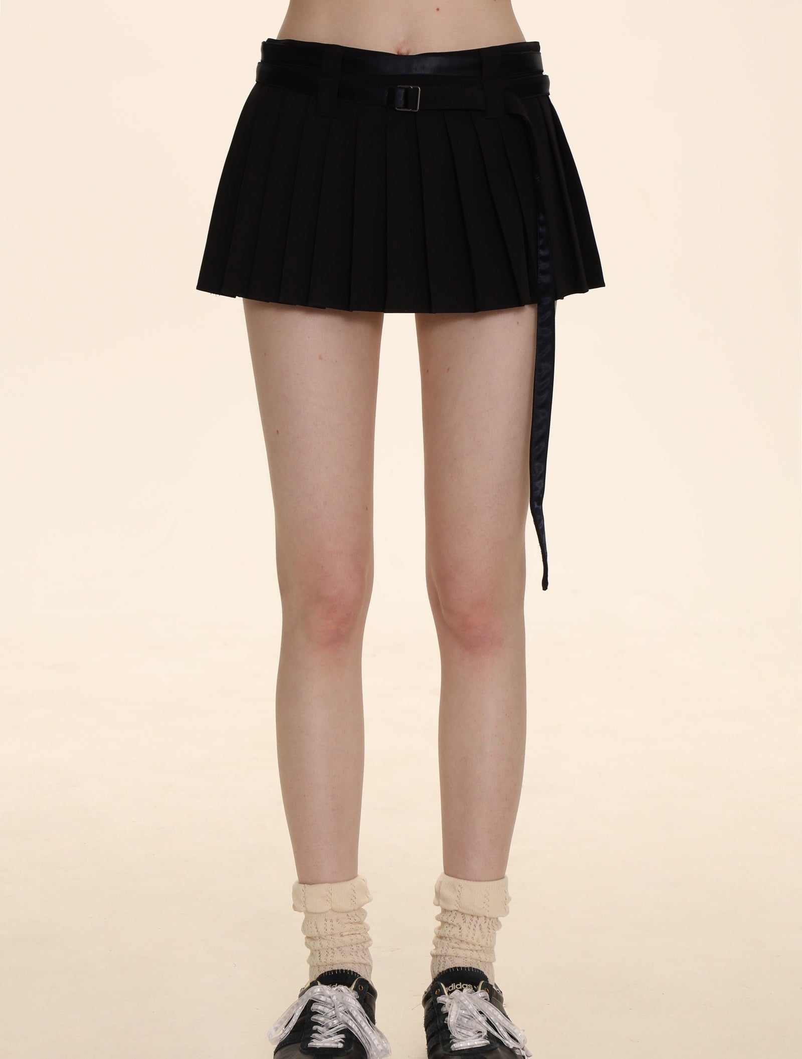 Micro-Mini Pleats Belt Skirt – ARCANA ARCHIVE