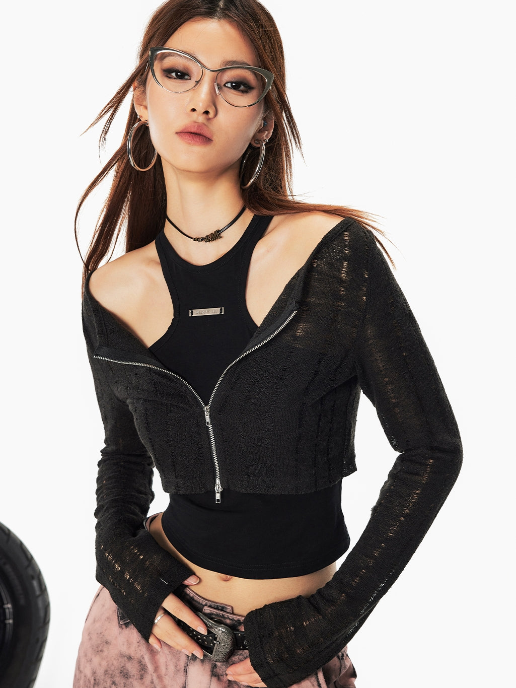 Fake-Layered Tight Zip Thin Knit Tops