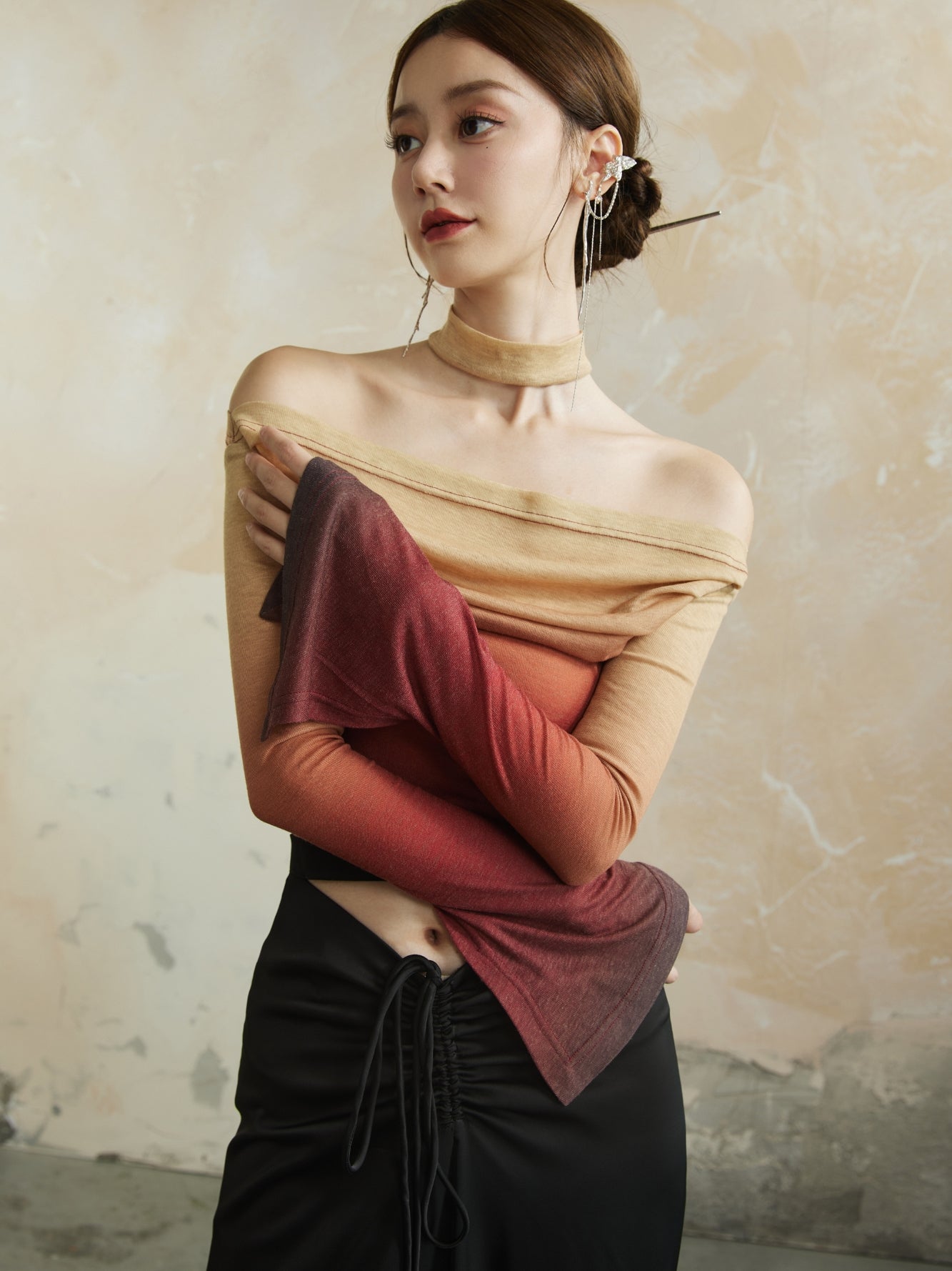 Flare-Sleeve Off-Shoulder Gradation Drape Elegant Tops