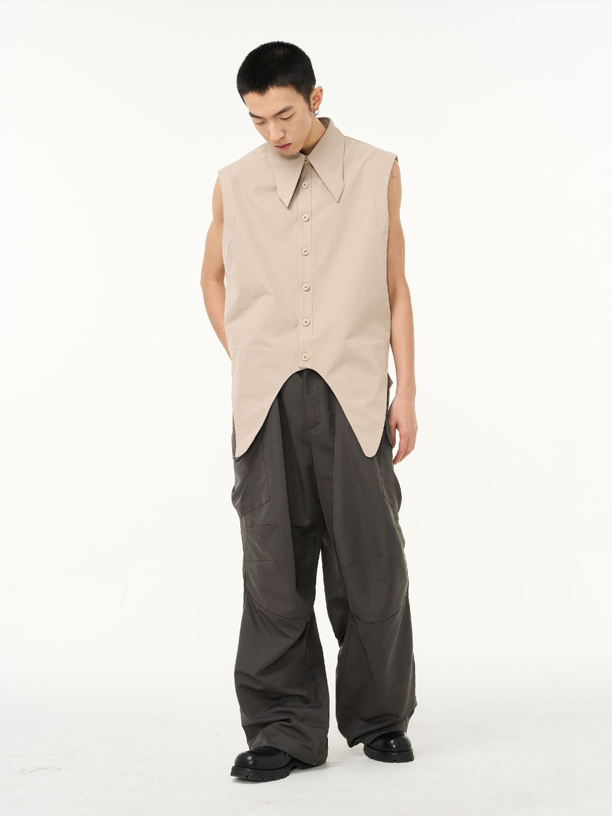 Sleeveless Long-Collar Nichi Shirt