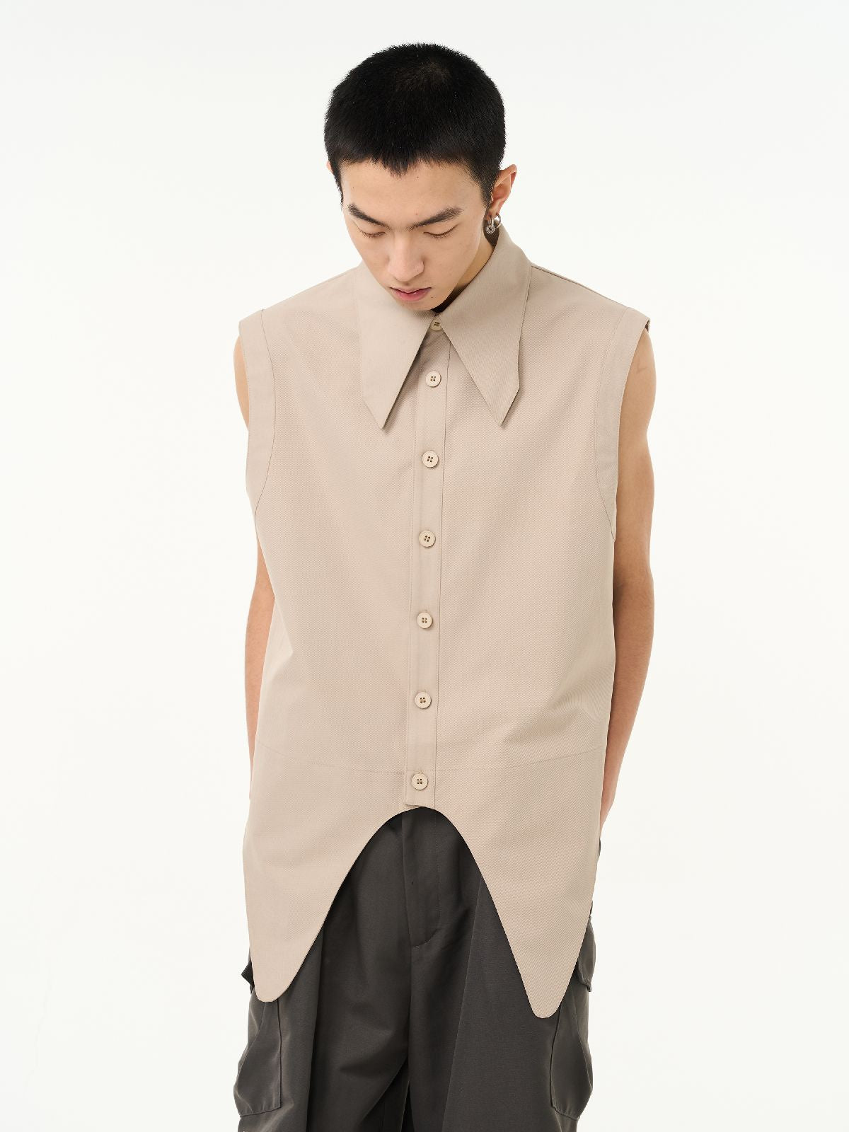 Sleeveless Long-Collar Nichi Shirt