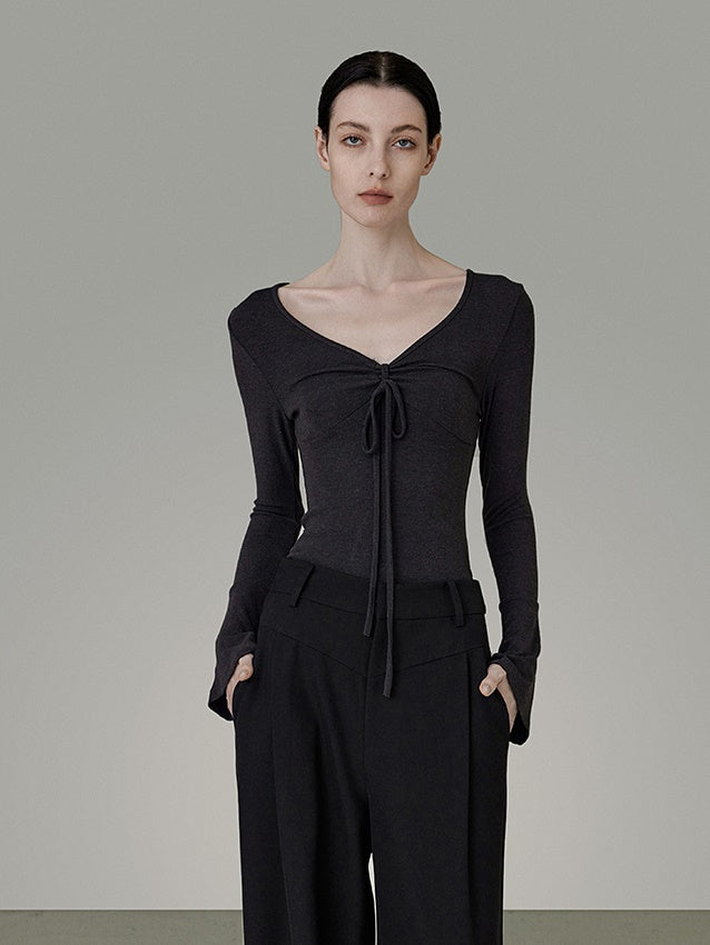 V-neck Slim-fitting Bell-Sleeve Knitted Top