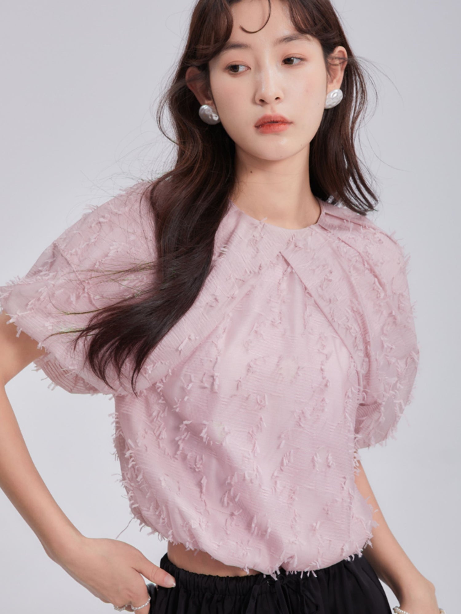 Fluff Jacquard Bubble Raglan Sleeve Shirt