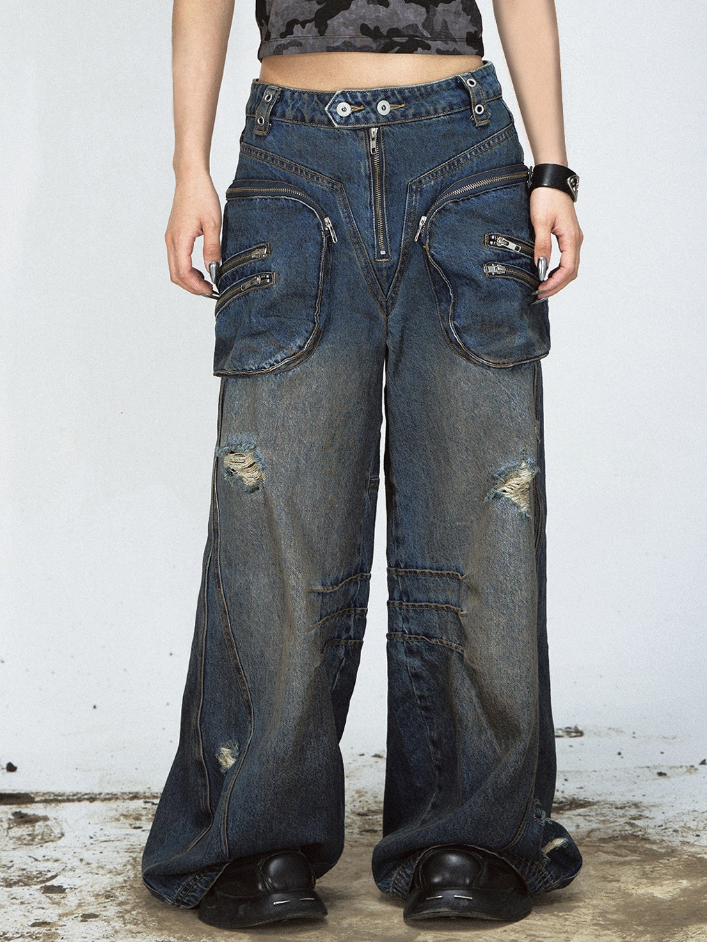 Stain Brush Color Hole Big Pocket Jeans