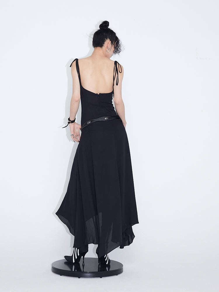 Asymmetrisches Hem -Chiffon -Gurtkleid