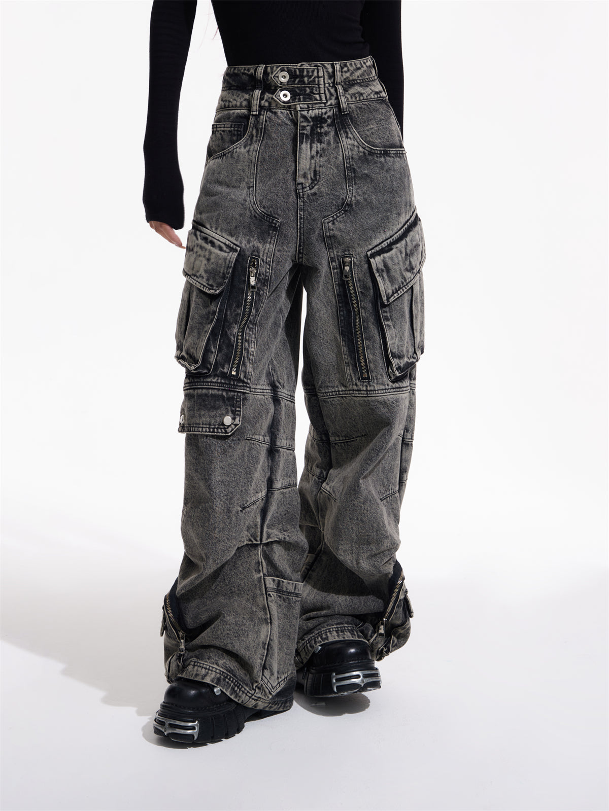 Retro Work Style Wide-leg Cargo Jeans – ARCANA ARCHIVE Retro Work Style Wide-leg Cargo Jeans – ARCANA ARCHIVE