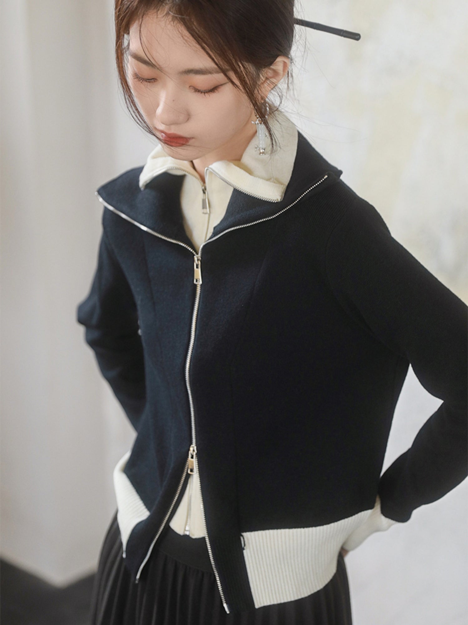 Double-collar Fake Two-piece Contrasting Color Cardigan